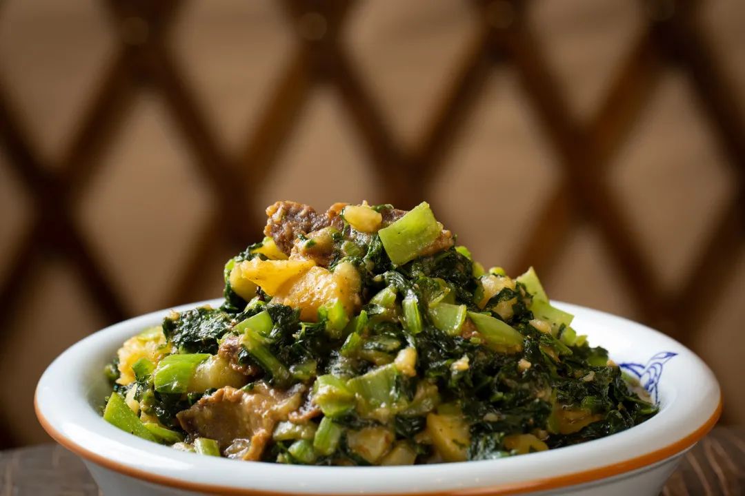 腌猪肉烩小白菜